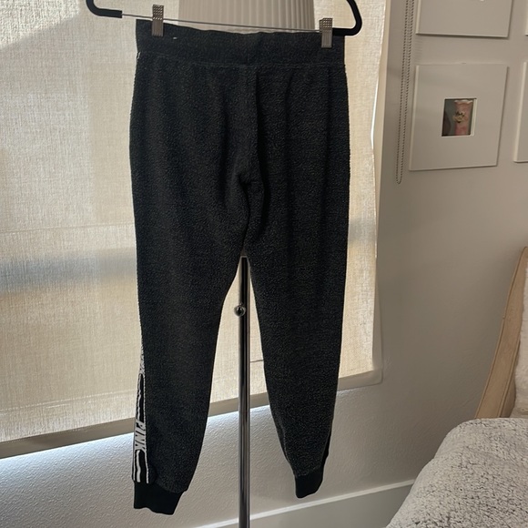 Bundle VS Pink and Forever 21 Sweat Pants and Forever 21 Legging XS - Picture 5 of 16